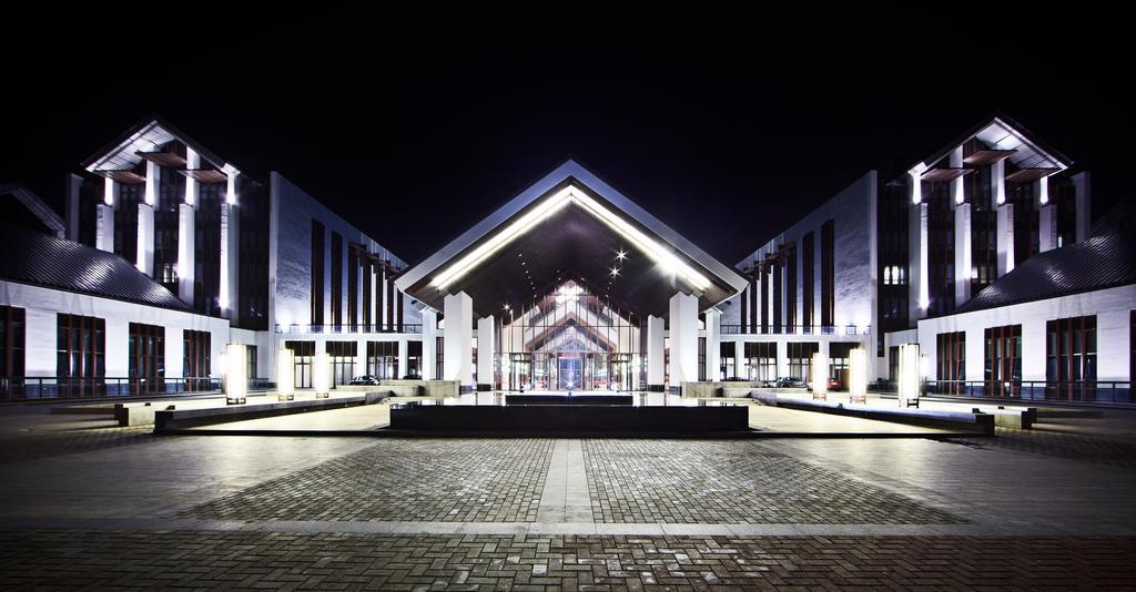 Beijing Hotel Minsk Exterior photo